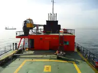 SUPPORT VESSEL/ROV